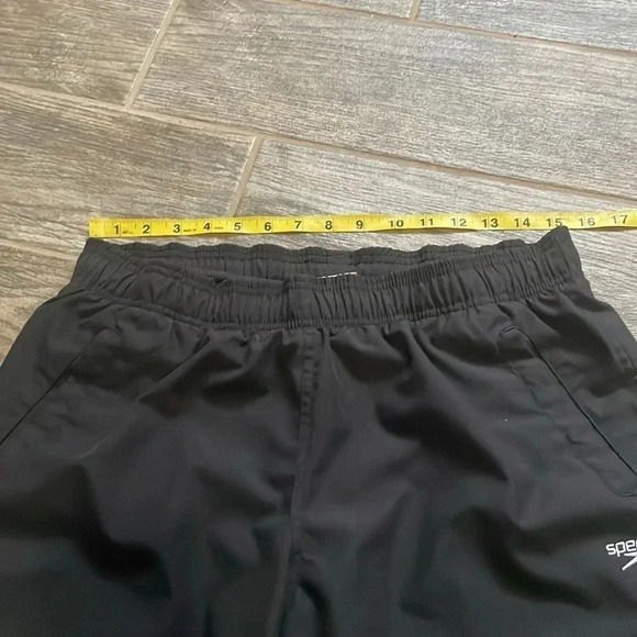 Speedo Men’s black practice joggers Mesh lining Toggle cinch ankle Size M - Picture 6 of 14